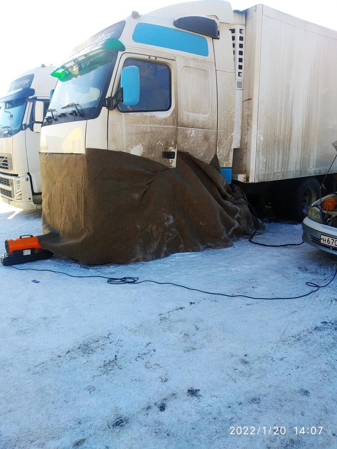 грузовик, отогрев грузовых авто, грузовой автомобиль, отогрев грузовых автомобилей, фура грузовик