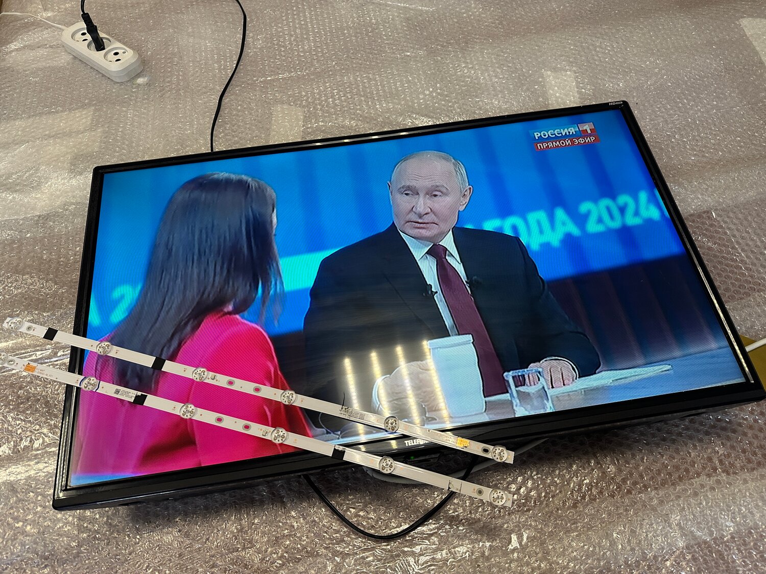 прямая линия с президентом, владимир владимирович путин, президент россии владимир путин, прямая линия с путиным, прямая линия путина