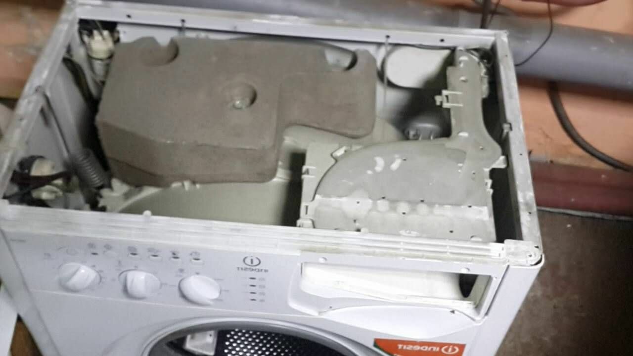 бытовая техника, сборка стиральной машины индезит 102, indesit wisl 103 противовес, стиральная машина, разборка стиральной машины канди