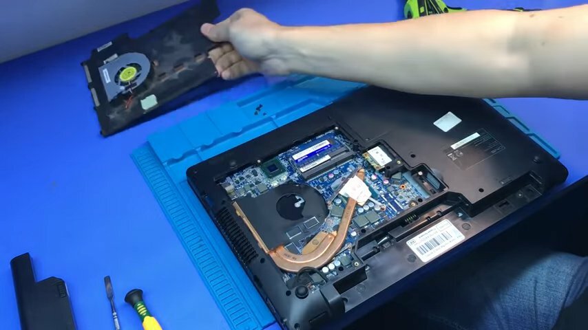разобранный ноутбук ноутбук acer aspire v3, ноутбук, жёсткий диск для ноутбука асер, ssd в ноутбук acer one 756, lenovo g50 ssd