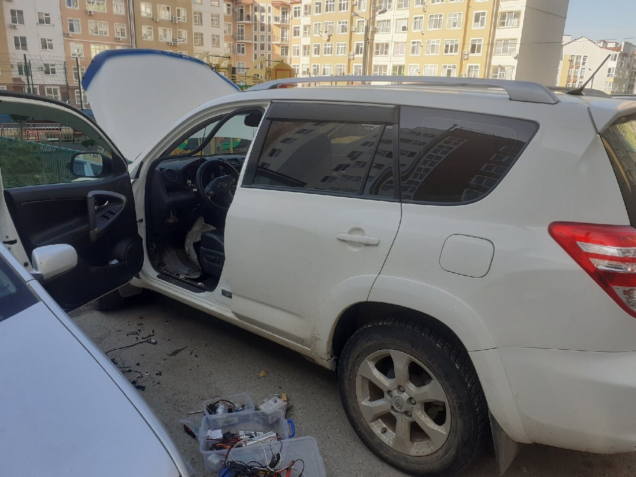 авто, автомобиль, toyota rav4, кузов, Mitsubishi Outlander II Рестайлинг