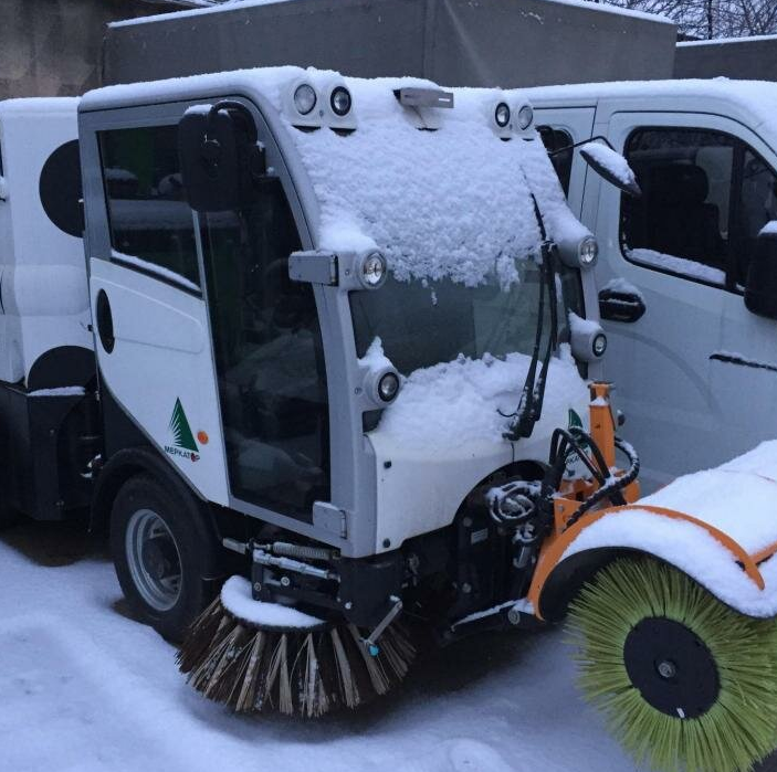 подметально уборочная машина bucher citycat 2020, вакуумная уборочная коммунальная машина вкм 2020, вакуумная коммунальная машина вкм 2020, подметально-вакуумная машина вкм-2020, вакуумная подметально-уборочная машина bucher citycat 2020