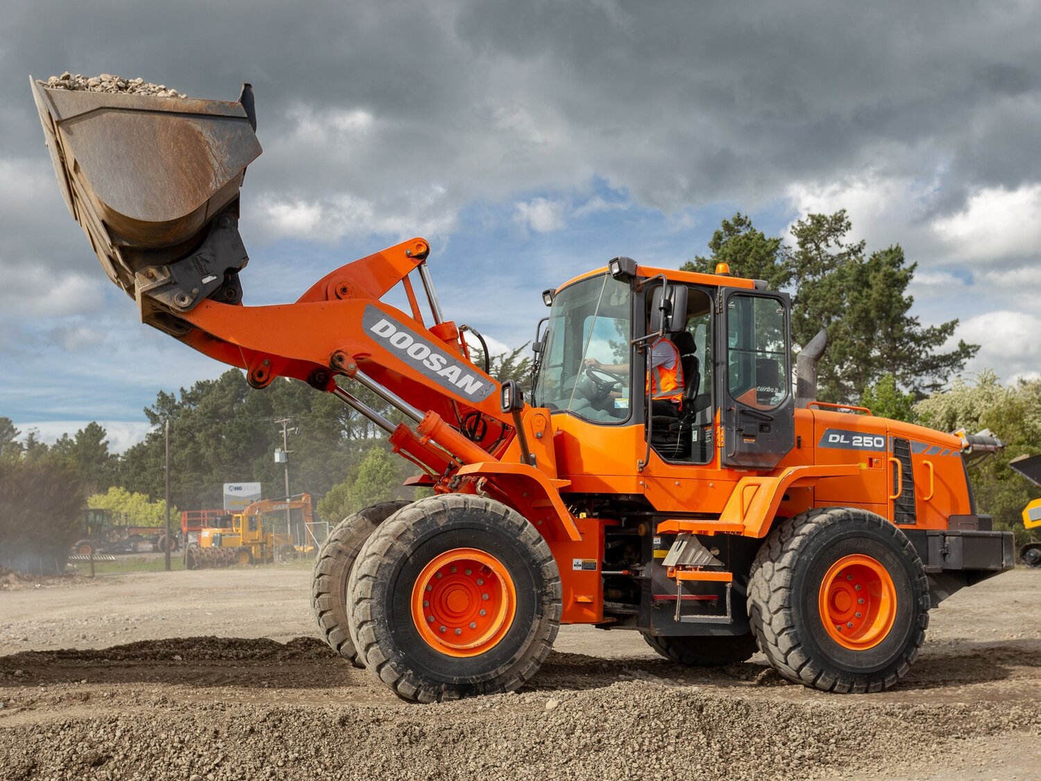 фронтальный погрузчик disd sd300, фронтальный погрузчик, фронтальный погрузчик хитачи zw140, фронтальный погрузчик hitachi lx80, lg946l фронтальный погрузчик