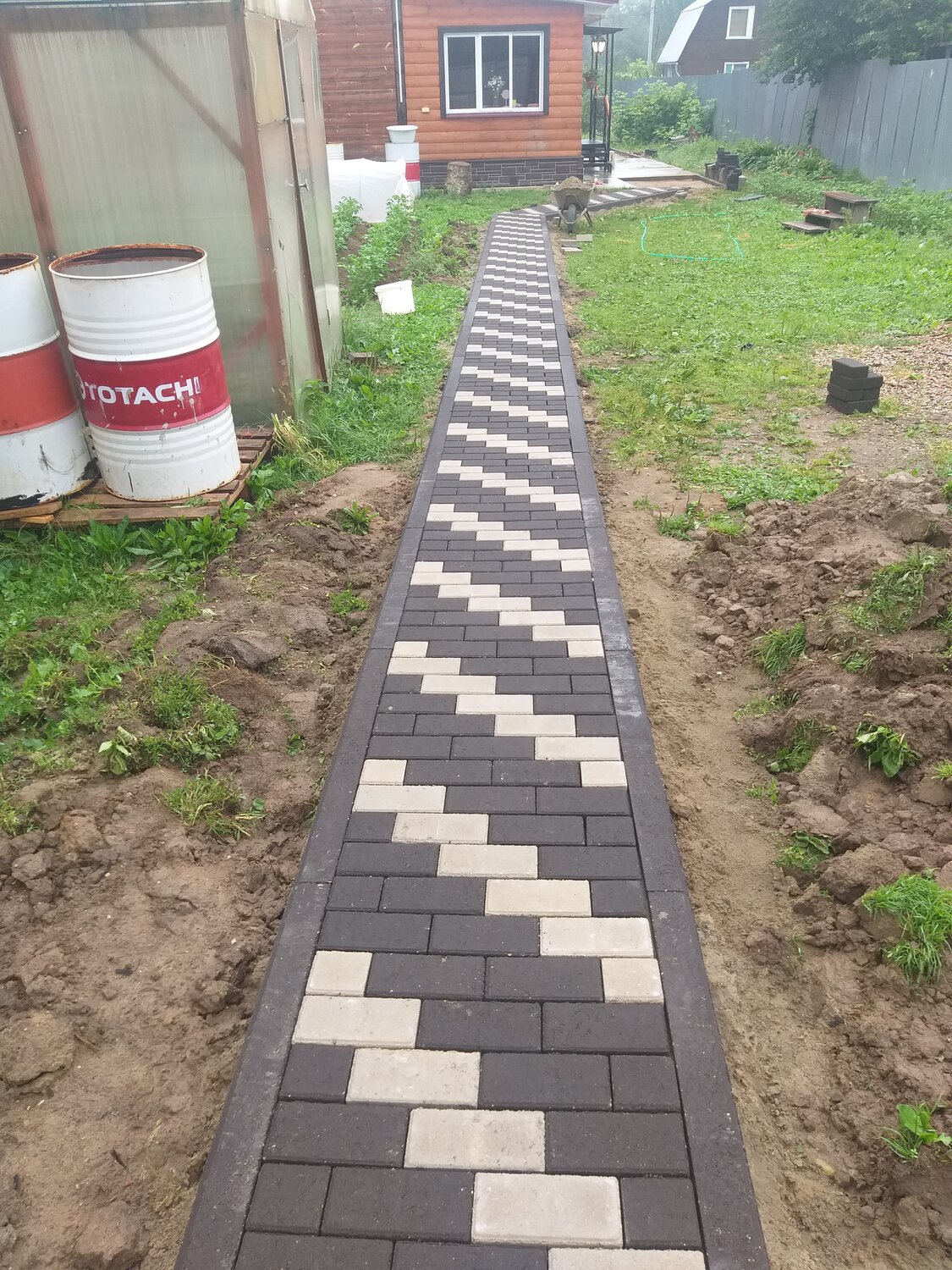 укладка тротуарной плитки, тротуарная плитка, стеллард тротуарная плитка, серая тротуарная плитка, брусчатка