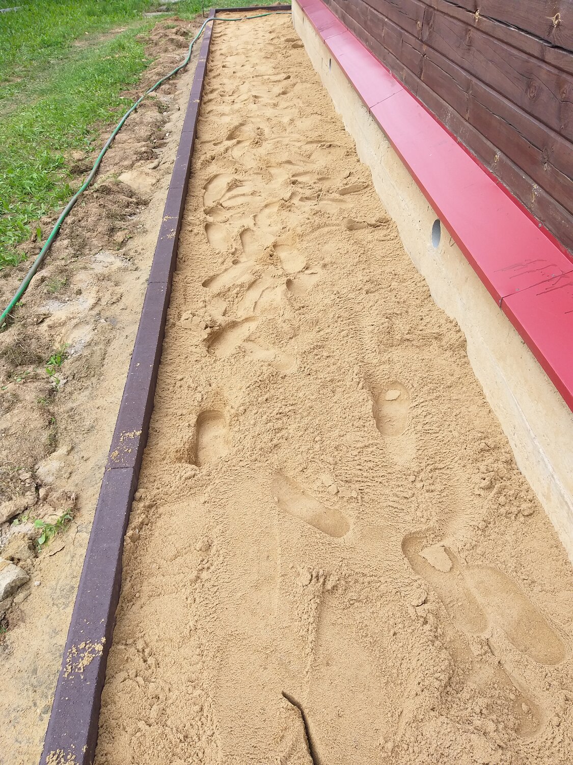 отмостка, мягкая отмостка, опалубка для отмостки вокруг дома, отмостка из бетона, отмостка вокруг дома