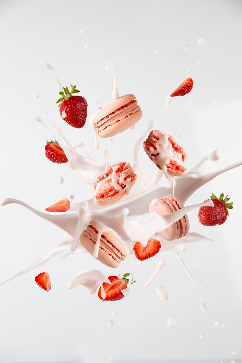 мороженое с клубникой, фон клубничного мороженого, мороженое fresh клубника, мороженое десерт, свежая клубника