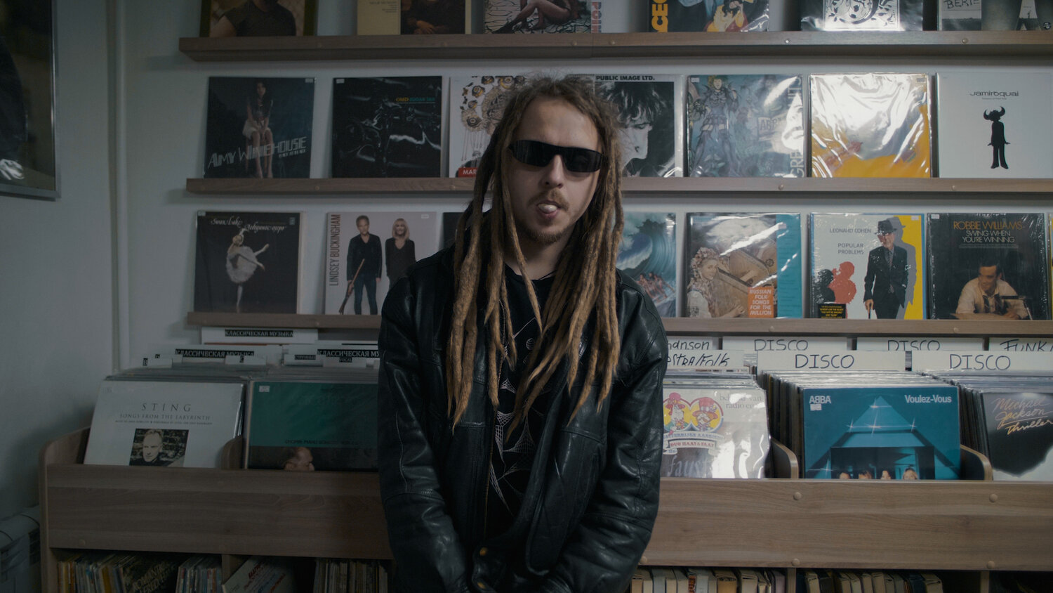 человек, дреды прическа, дреды на андеркат, кизяка дреды, дреды мужские