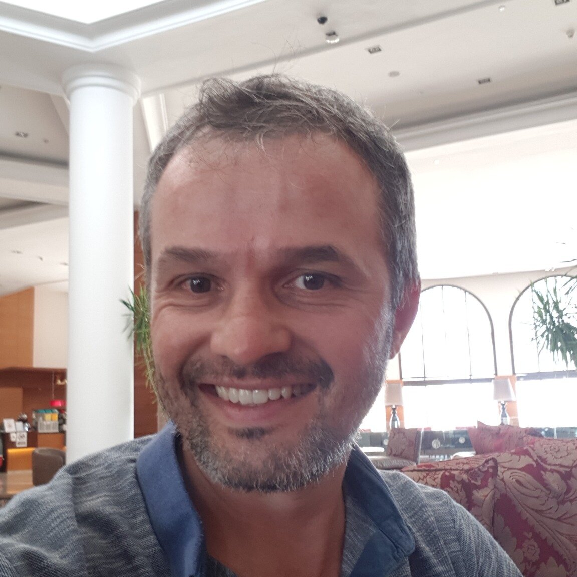 Денис Казаков