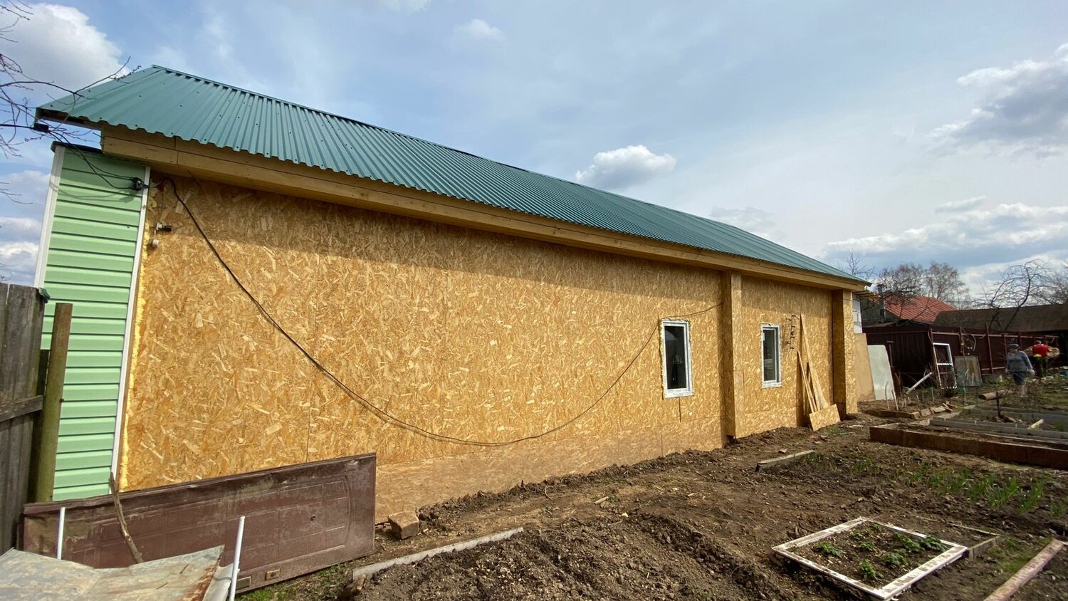 дом деревянный, крыша, крыша дома, кровля, дом в деревне