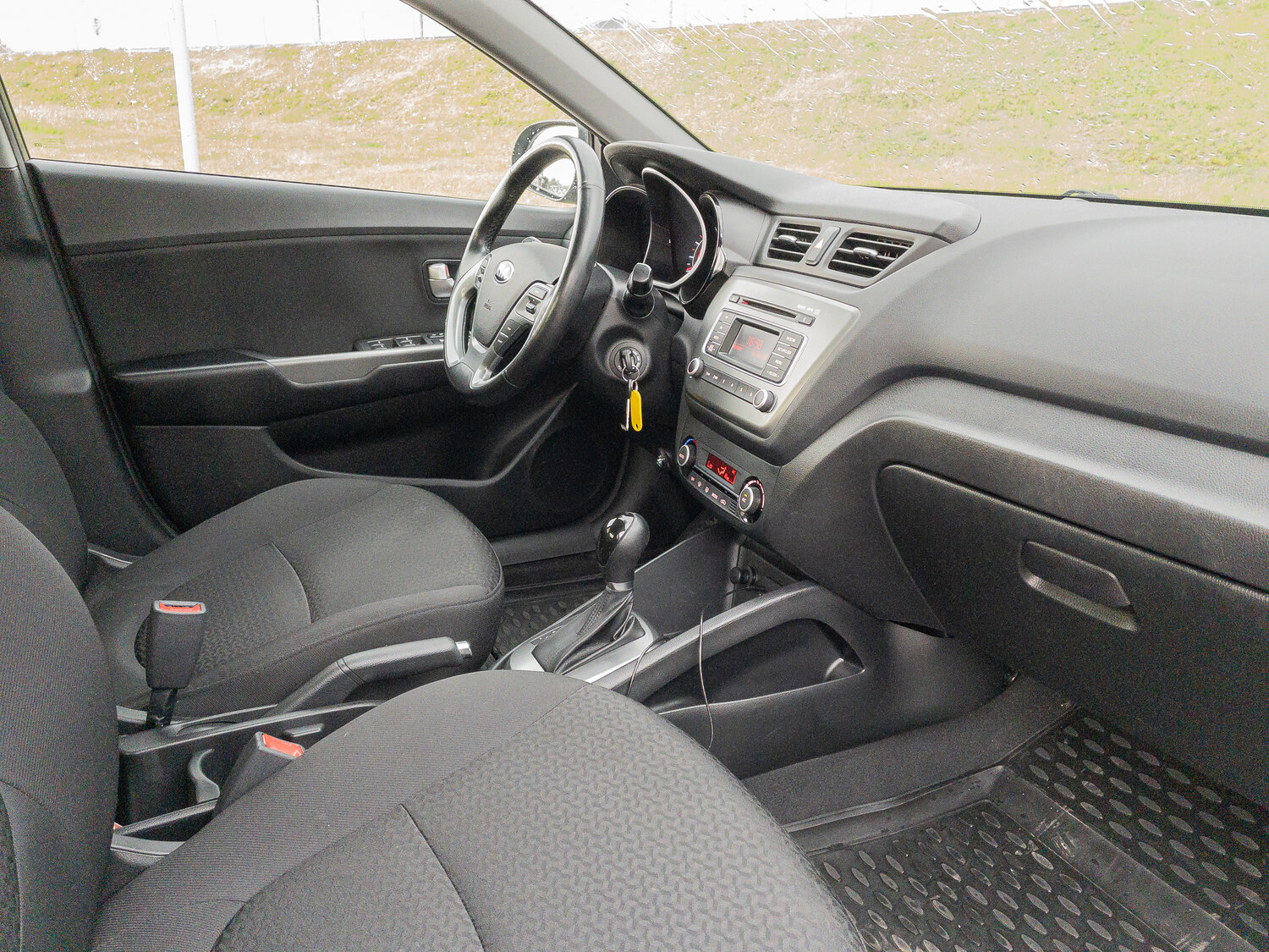 kia rio, kia rio iii, салон киа рио, kia motors, Geely Emgrand X7