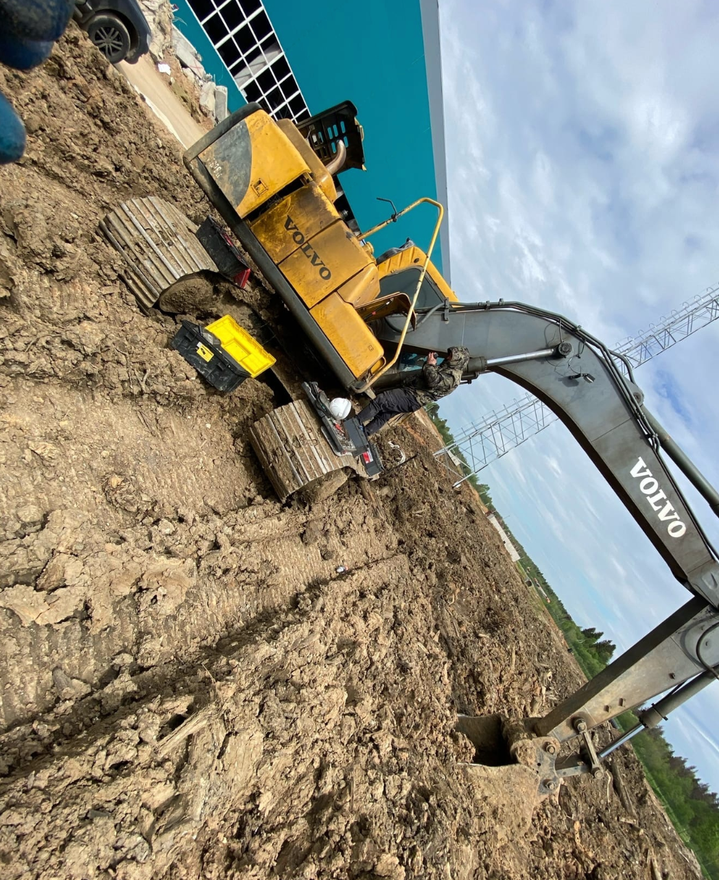 песок карьерный, экскаватор caterpillar cat 330, строительная техника, техника, sumitomo экскаватор sh360