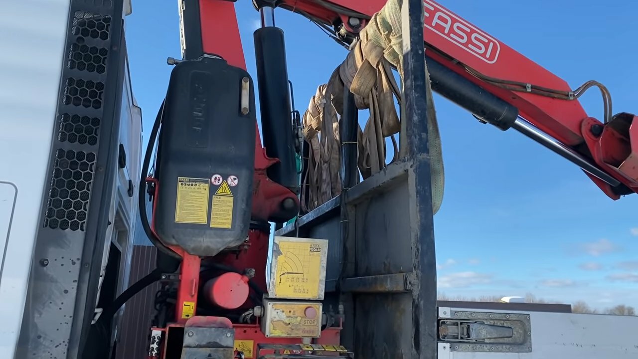 гидравлический кран манипулятор fassi m15a, кран манипулятор isuzu fvr34ul, кран-манипулятор fassi- m15, манипулятор, манипулятор урал