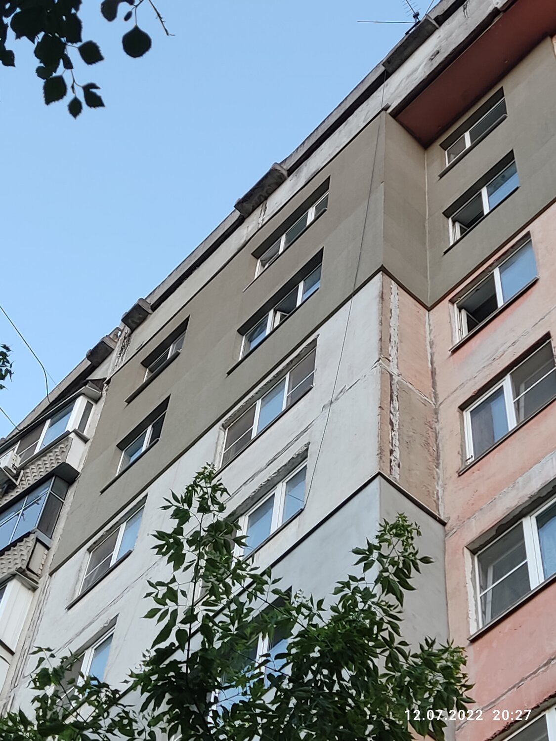 жилой дом, здание, фасад здания, пятиэтажка, утепление стен снаружи владивосток