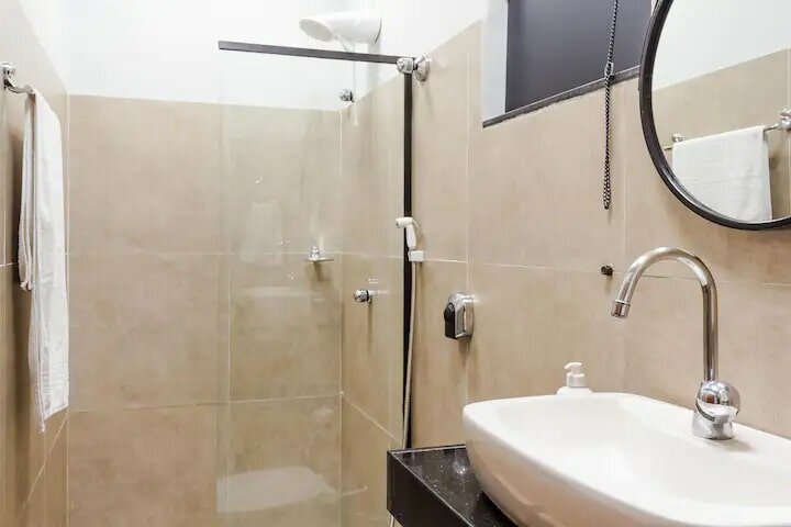комната ванная, отель марриотт душевая, апартаменты, отель, квартира