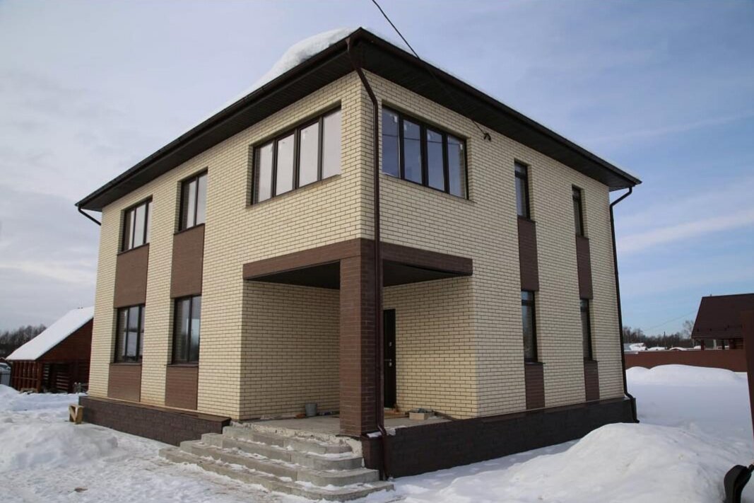 Строительство дома из кирпича