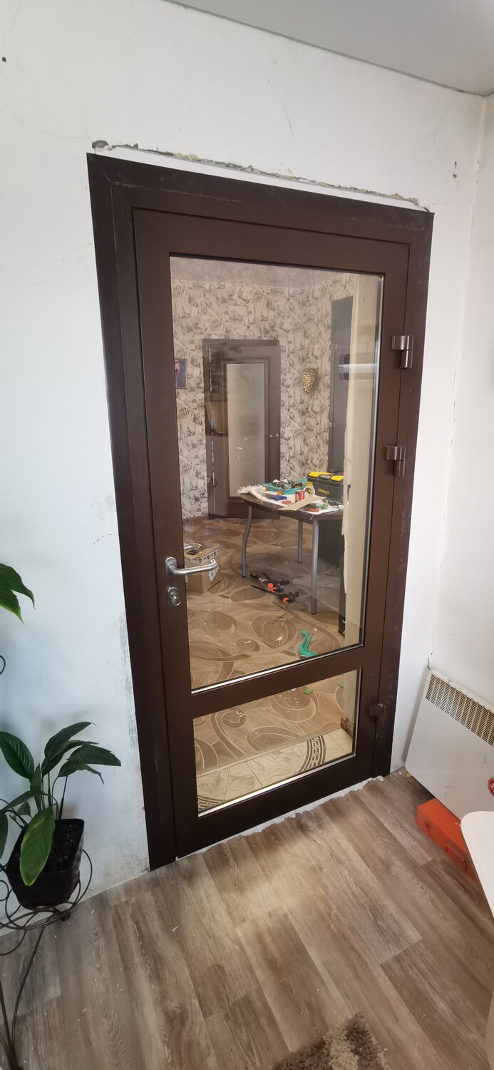 дверь с зеркалом, дверь, входная дверь с зеркалом с добором, двери со стеклом, входная дверь премиум