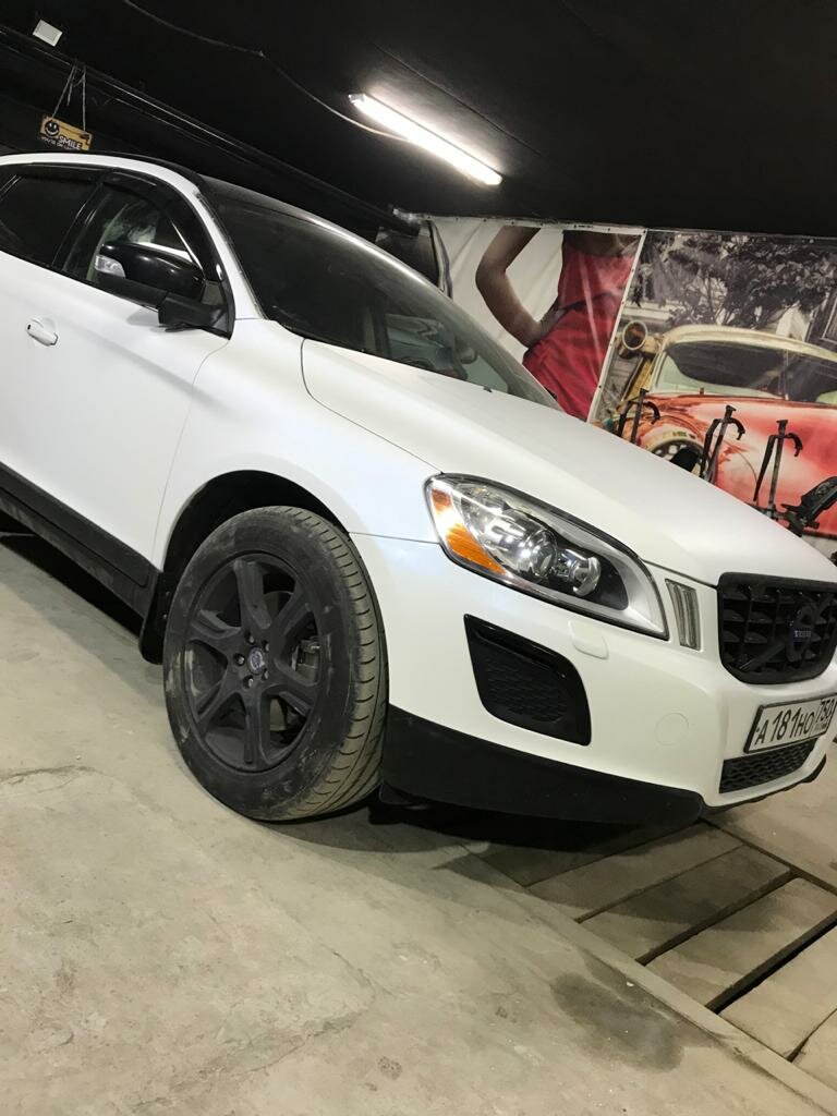 volvo xc60, вольво хс60 2012 белая, вольво хс60 2013 дизель белый, белый volvo xc60 на черных дисках, volvo xc60 дизель