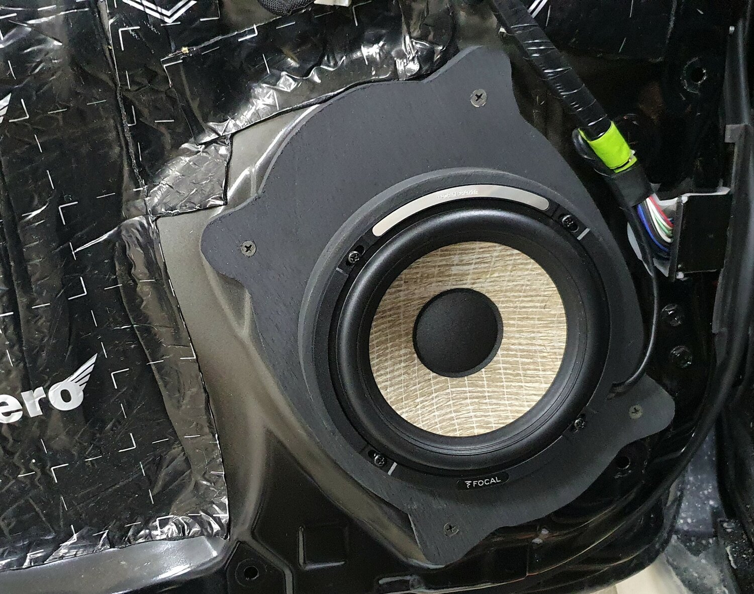 замена акустики в lx570 focal, focal performance 165 f3, колонки focal, динамики от land cruiser prado 120 штатные focal, фокус 2 акустика