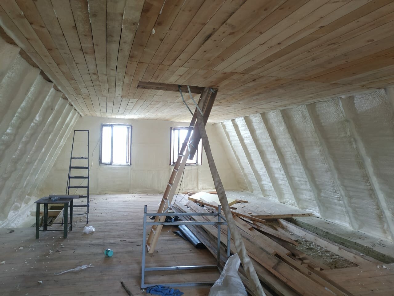 утепление мансарды, утепление мансарды изнутри, утепленный мансардный этаж, утепление мансардного этажа, обшивка мансарды