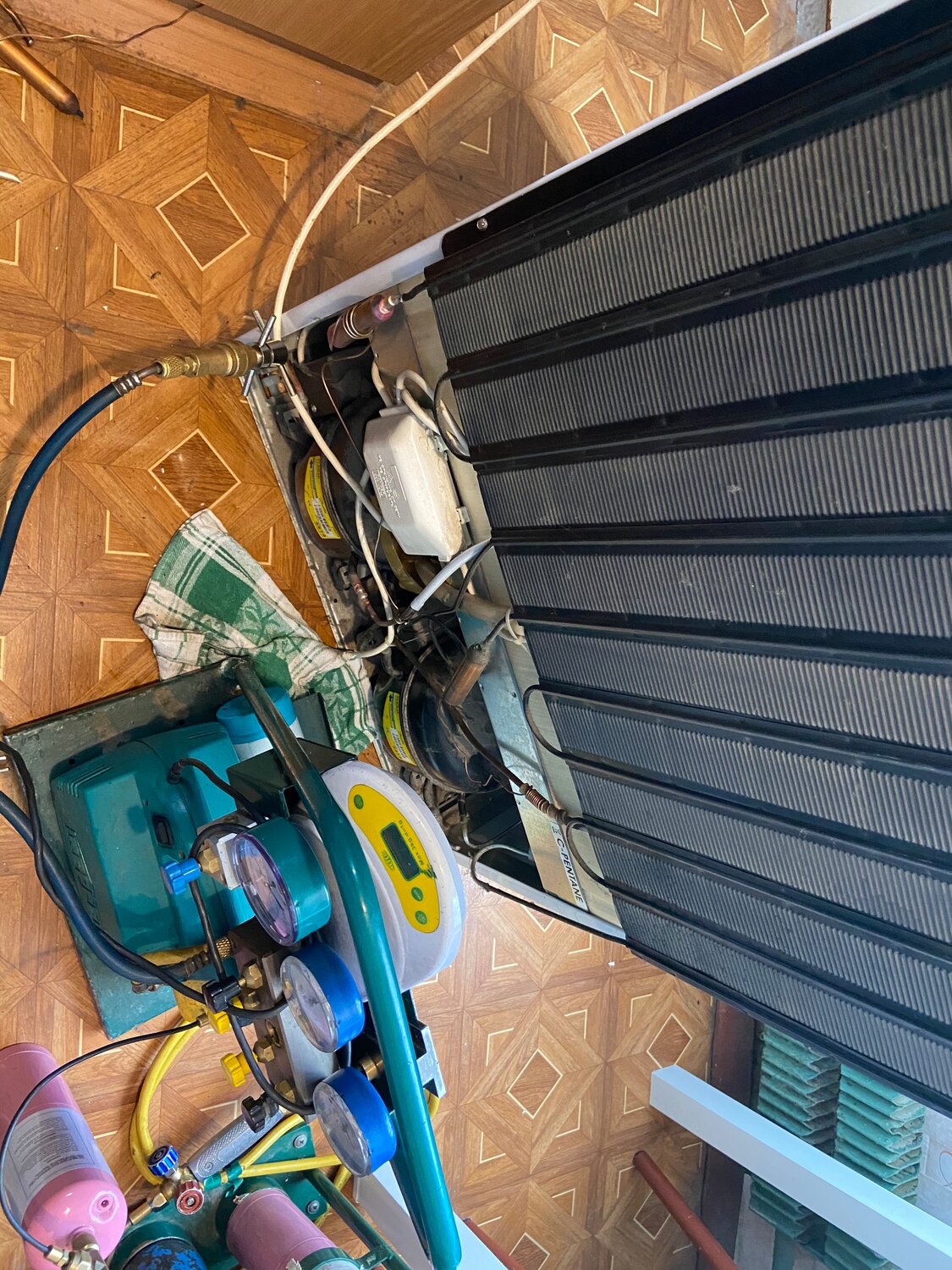 сплит системы, заправка сплит системы, кондиционер промышленный, кондиционеры, монтаж сплит системы