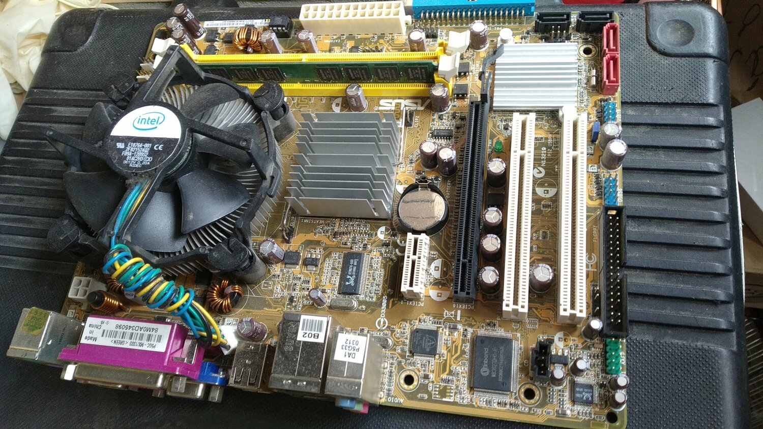 материнская плата asus p5gc, материнская плата асус p5ld2 vm se, материнская плата asus p5s-mx se, материнская плата p5gc-mx/1333 процессор, asus p5ld2 deluxe