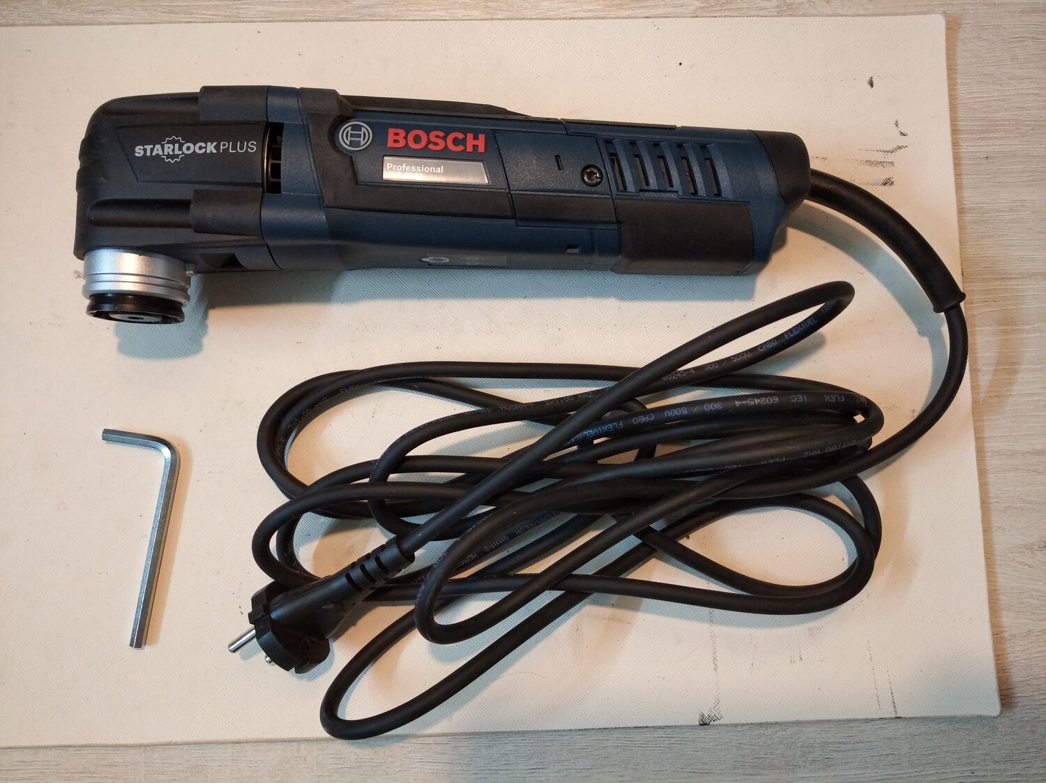 bosch gbh 240 professional, реноватор bosch gop 250 ce, перфоратор bosch gbh 240, резак универсальный (реноватор, мфу) bosch gop 30-28 300 вт starlockplus, перфоратор бош 240