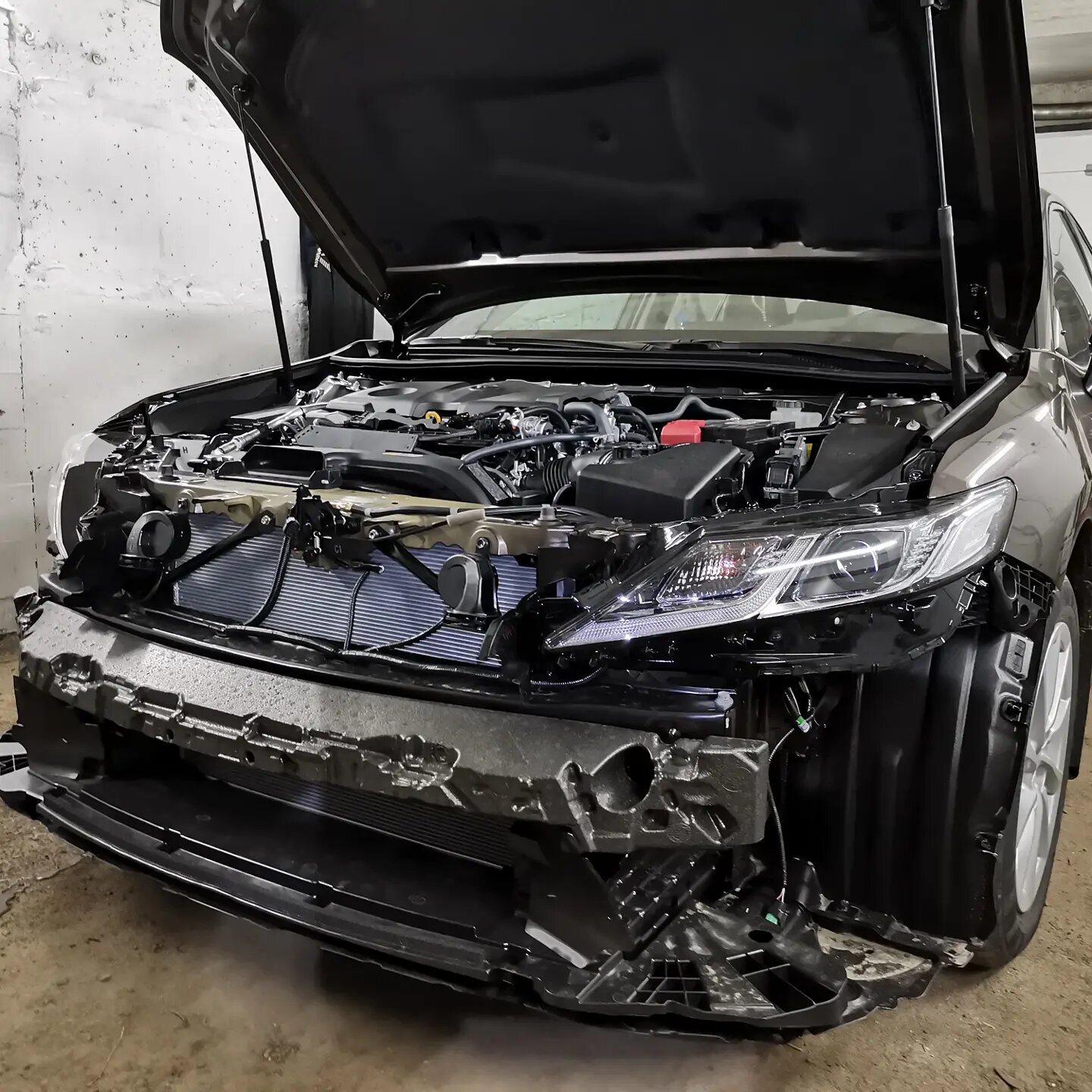 автомобиль, авто, мазда 6 gj чистка радиатора, тойота рав 4 открытый капот, бмв е39 523i мотор