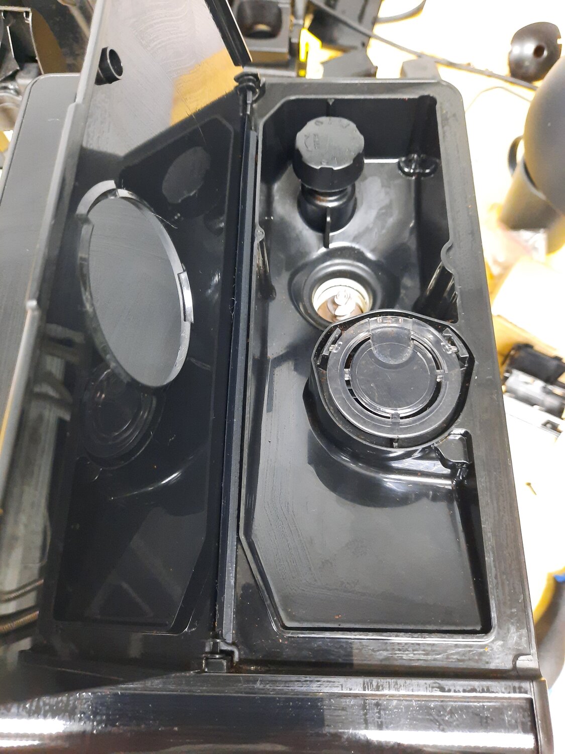 кофемашина, кофемашина philips ep3558/00, колонка ломо 30а, армейский фонарь со светофильтрами, кофеварка bosch tka 6300