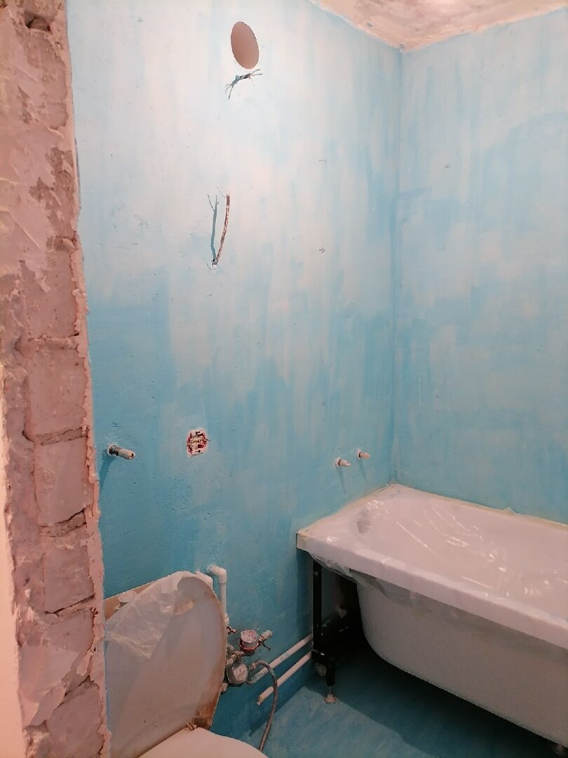 ванна в плохом состоянии, старая ванная комната в хрущевке, ванная без ремонта, ванная комната, квартира