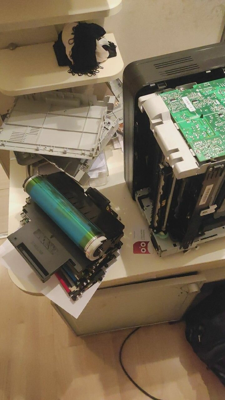 принтер, лазерный принтер в разобранном виде, разобранный принтер, samsung 415 принтер, починка принтера