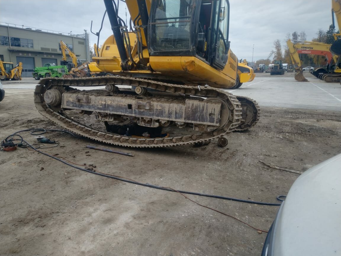 гусеничный экскаватор komatsu 400, экскаватор, гусянка на экскаватор komatsu 200, экскаватор komatsu pc200lc-8 обслу, komatsu pc230
