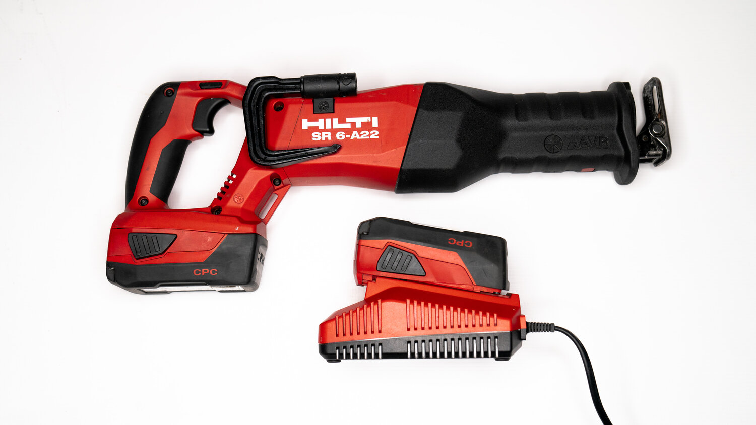 аккумуляторная сабельная пила, сабельная пила hilti аккумуляторная, аккумуляторная сабельная пила milwaukee m18 bsx-402с, wsr 22-a аккумуляторная сабельная пила, sr 4-a22 сабельная пила hilti