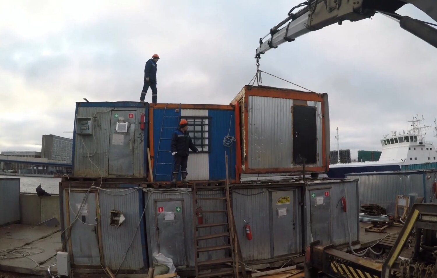 бытовка из контейнера, строительный городок, бытовка контейнер, блок контейнер, бытовка бу