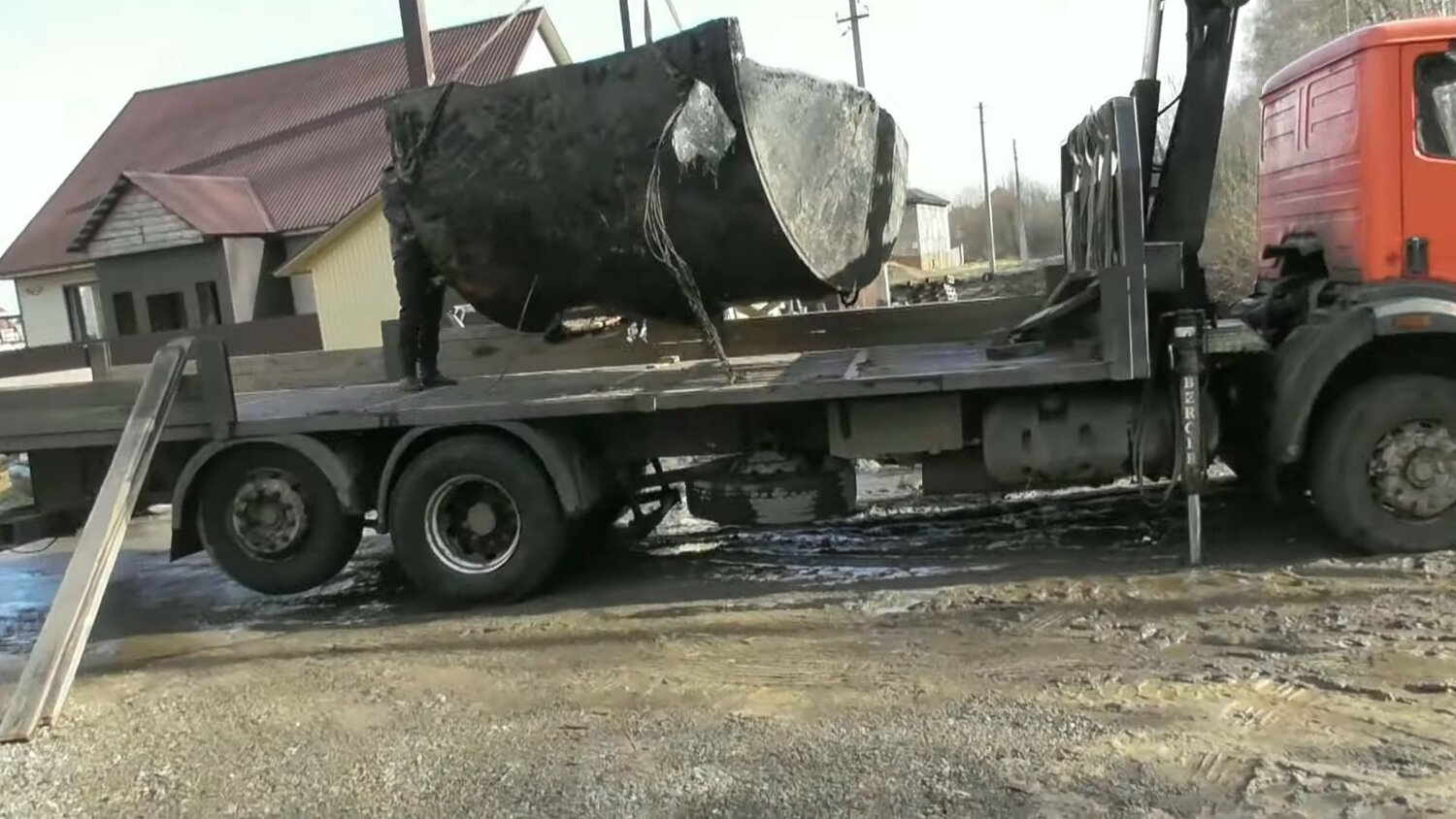 маз полуприцеп с манипулятором, татра лесовоз с гидроманипулятором, маз 3 осный тягач, камаз мультилифт, маз 573 эвакуатор