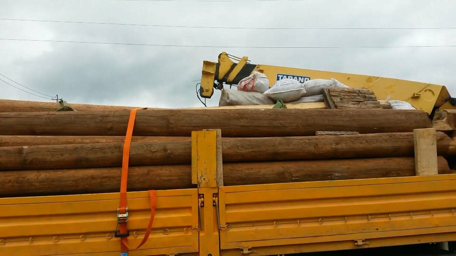 таль для сборки сруба, сруб, сборка сруба из бревна, сруб дома, сруб для бани