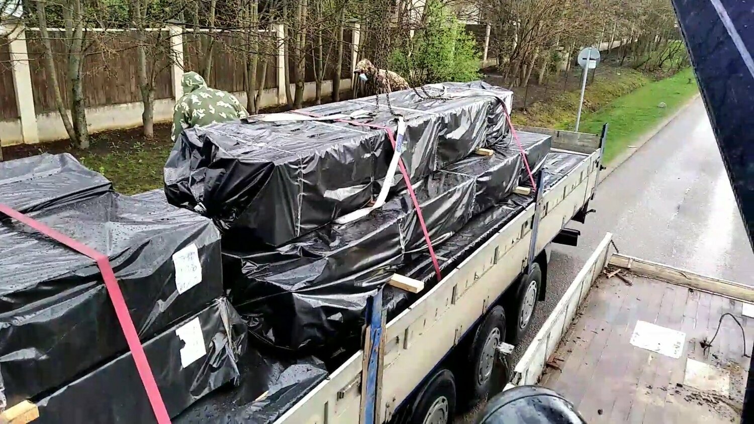 вывоз мусора, газель 8м3, газель с грузчиками, вывоз мусора газель, грузчики