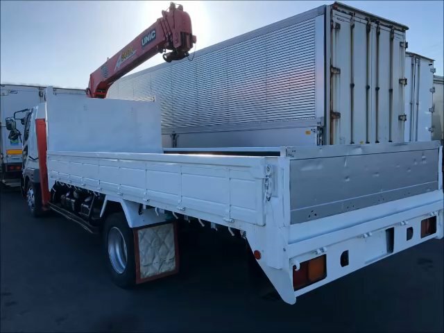 хино рейнджер 5 тонн, кран манипулятор mitsubishi fuso 15 тонн, грузовой автомобиль, mitsubishi canter с краном, грузовик hino