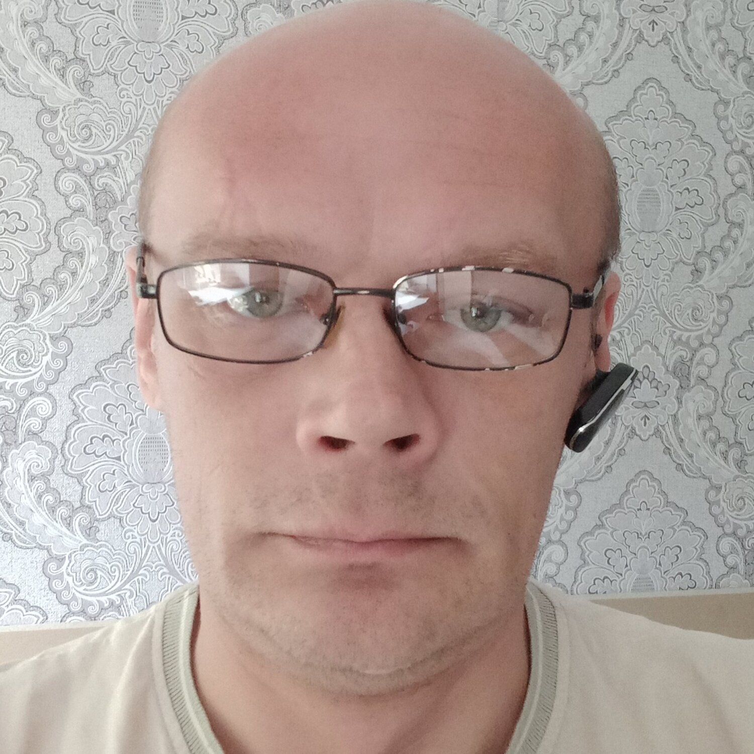 Констанин Л.