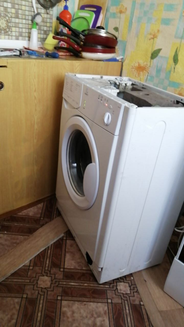 стиральная машина indesit, стиральная машина индезит узкая, узкая стиральная машина, стиральная машина индезит, узкая стиральная машина индезит 33