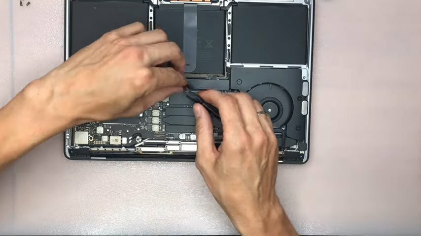 macbook pro, разобранный macbook pro 16, macbook air, macbook pro a1502 разборка, macbook a1370 disassembly