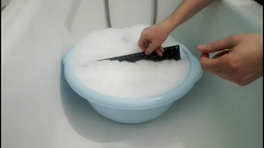 неньютоновская жидкость крахмал, неньютоновская жидкость в кулинарии, неньютоновская жидкость, как сделать неньютоновскую жидкость в домашних условиях, как сделать неньютоновскую жидкость из муки