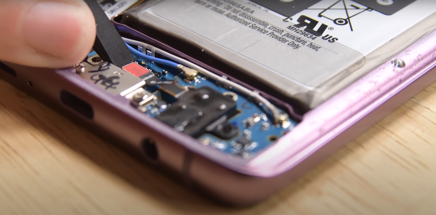смартфон, samsung galaxy s9+ teardown, samsung galaxy z flip в разборе, samsung a5 2017 разбор, мобильный телефон