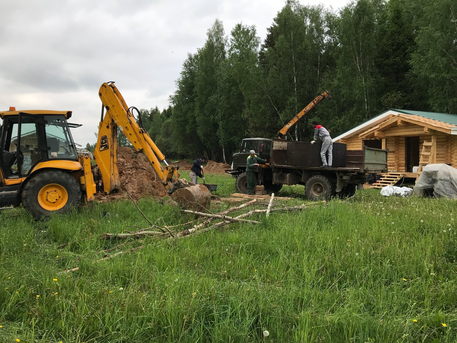 подготовка участка, расчистка участка, расчистка участков, отсыпка участка, спецтехника