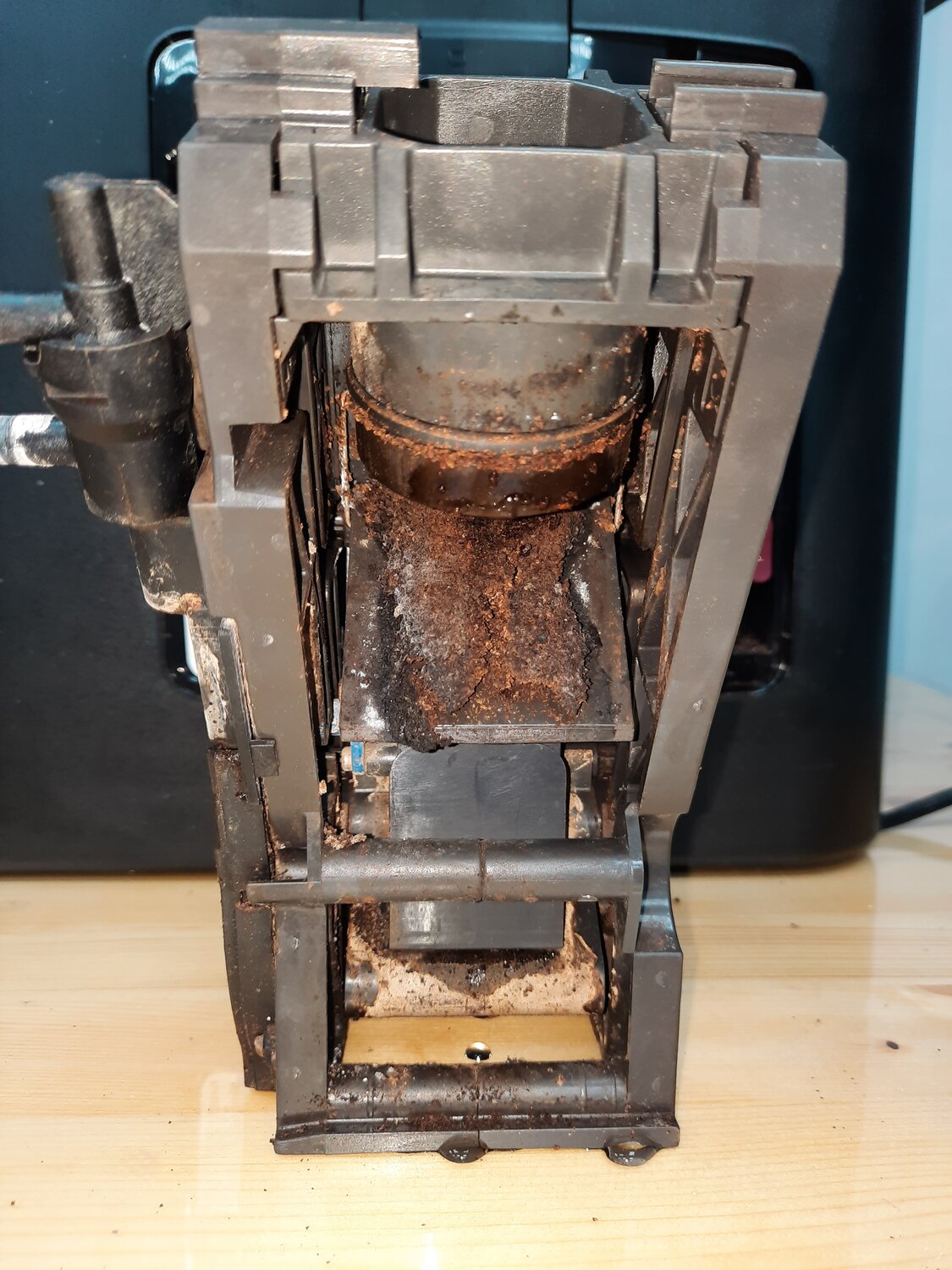 заварочный блок philips ep5315, ep154206 заварочный блок, чистка заварочный блок кофемашины, заварочный блок miele cva, смазать заварочный блок кофемашины bosch vero cup 100