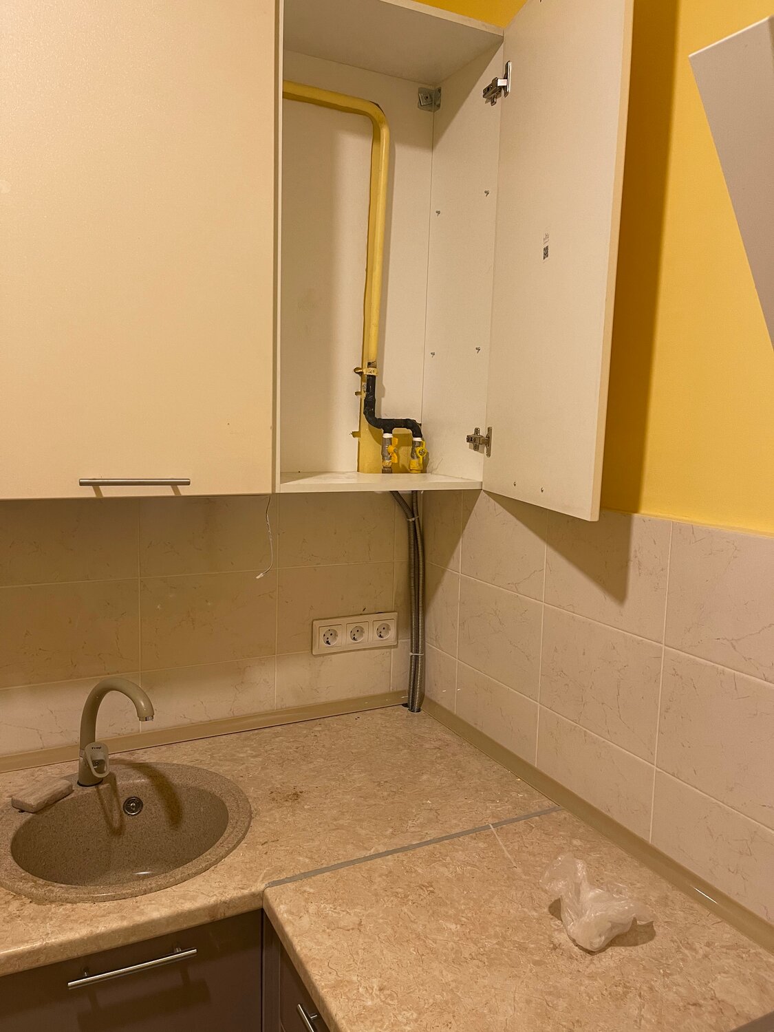 кухня отделка, ремонт кухни, хрущевка кухня, отделка кухни плиткой, квартира в панельном доме