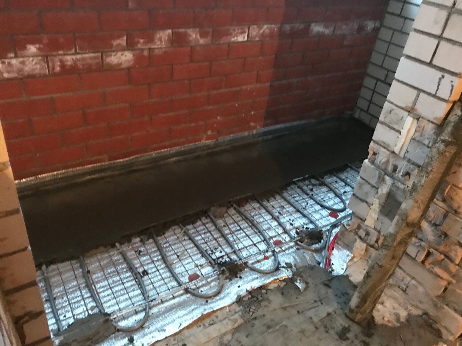 стяжка теплого пола, стяжка пола в гараже, устройство стяжки пола, стяжка пола, заливка стяжки