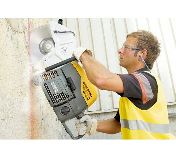 бензорез wacker neuson bts 635s, обслуживание сплит систем, перфоратор в стене, erbauer перфоратор 1500, техника