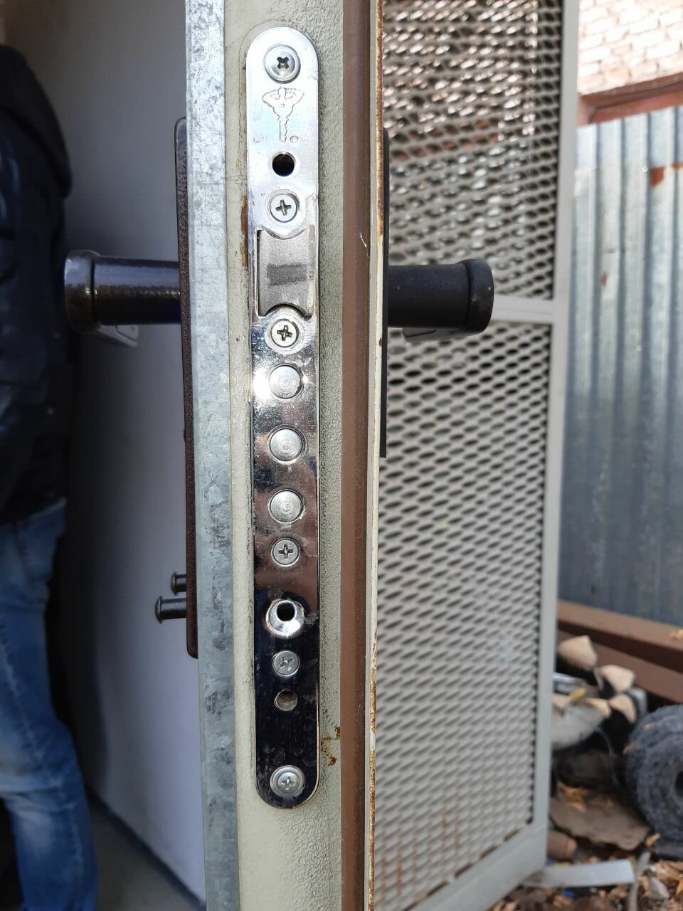 замки для входных металлических дверей superlock, полуавтомат замок для входной двери стрит, дверной замок торекс, вскрытие замков, замки для входных металлических дверей