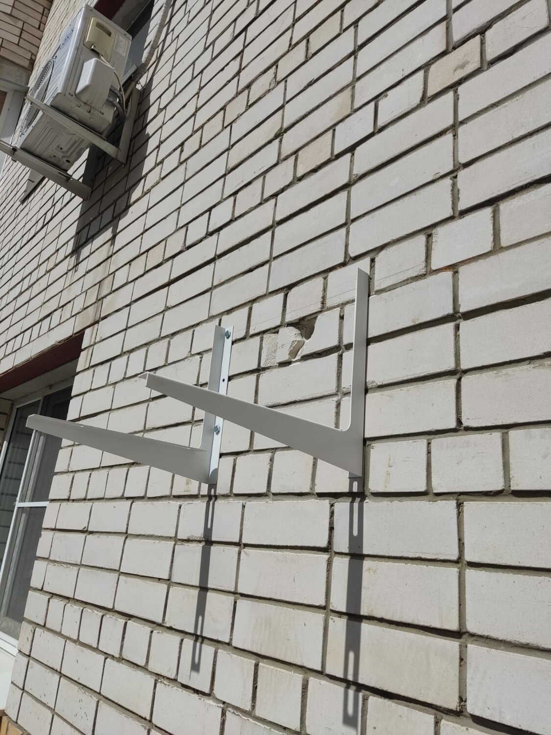 отвод конденсата с внешнего блока кондиционера, кронштейн для наружного блока кондиционера нержавейка, кронштейн для наружного блока кондиционера, кронштейн для кондиционера, бельевой кронштейн для балкона