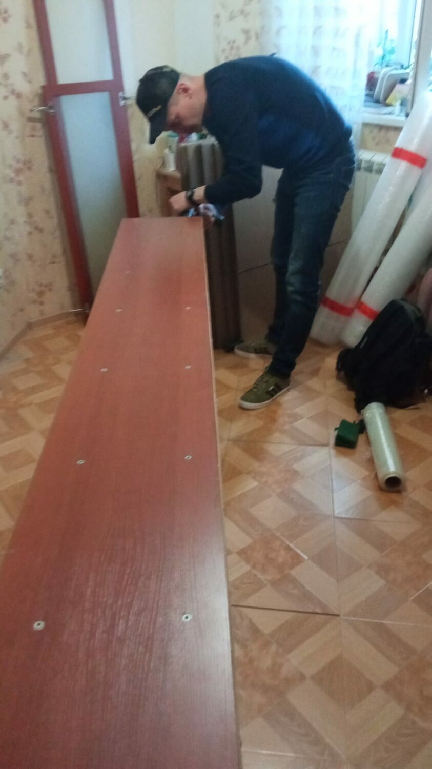 постелить ламинат, укладка ламината, сборщик мебели, сборка мебели, мебель